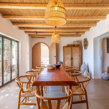 Pure Mykonos Plintri